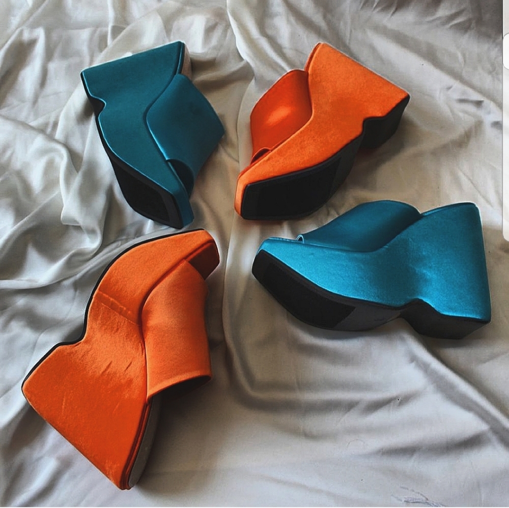 🆕️The Lexie// Orange unique Mule Platform - Picture 4 of 10